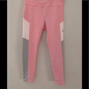 NWT Nike leggings girls